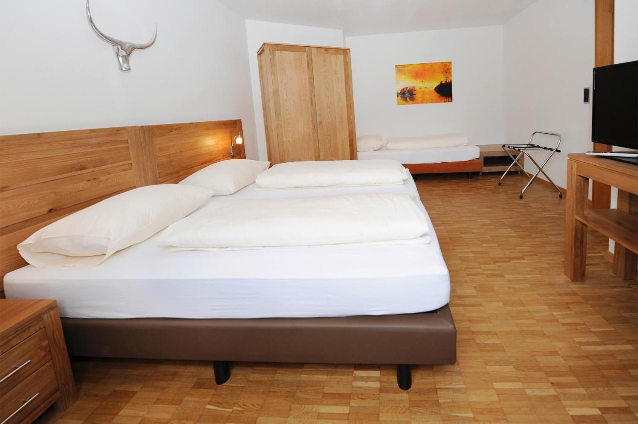 Ferienwohnung Haus Kleiner Turm Schruns Exterior foto