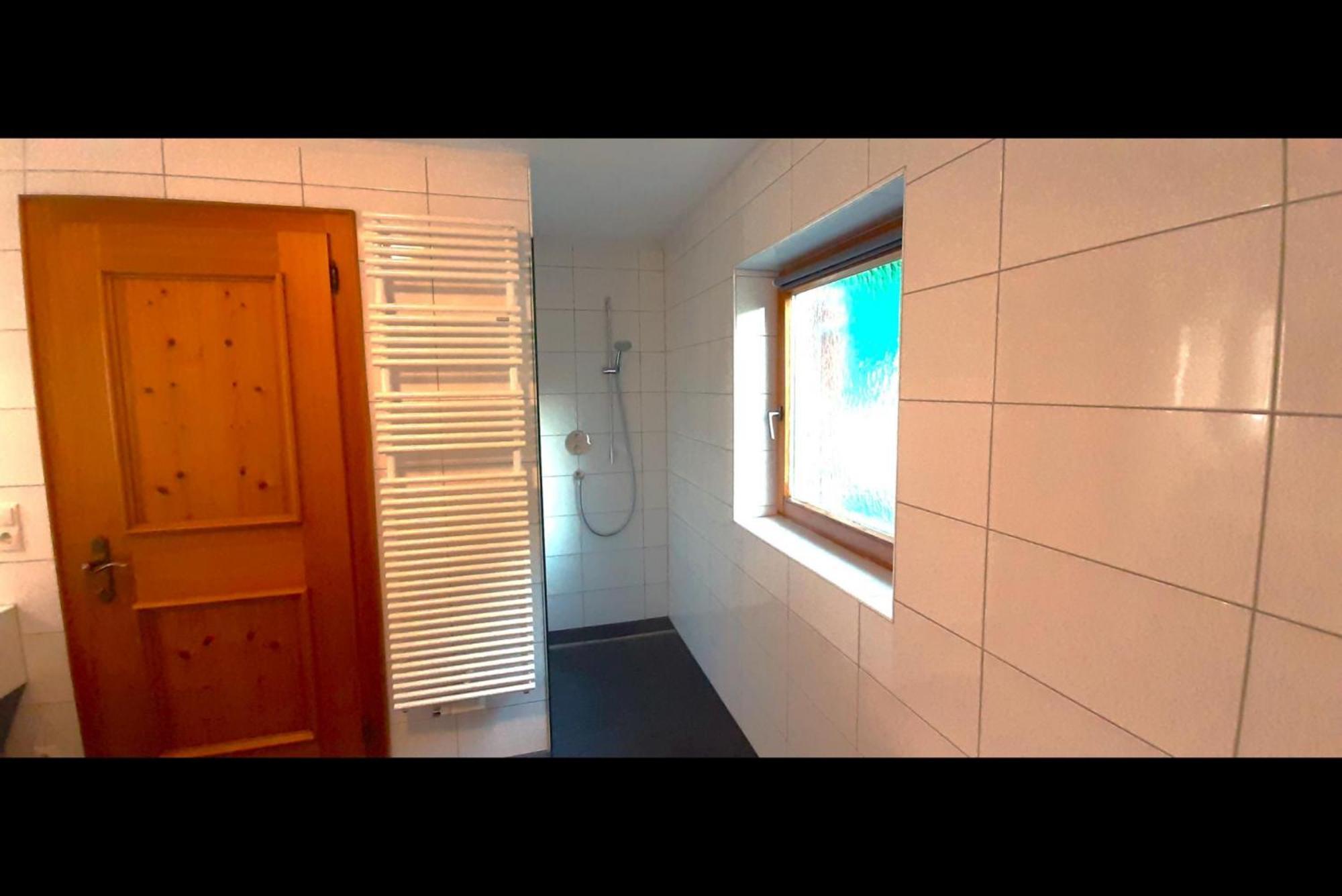 Ferienwohnung Haus Kleiner Turm Schruns Exterior foto