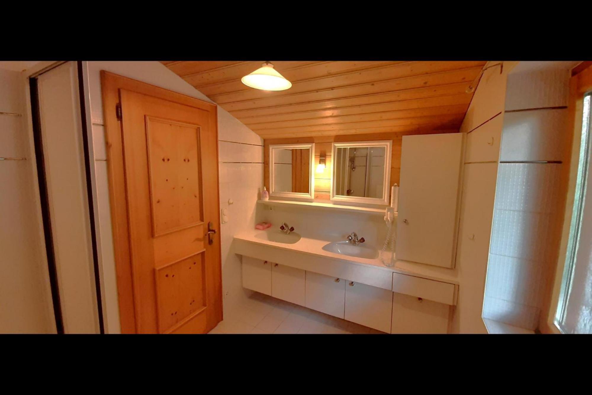 Ferienwohnung Haus Kleiner Turm Schruns Exterior foto